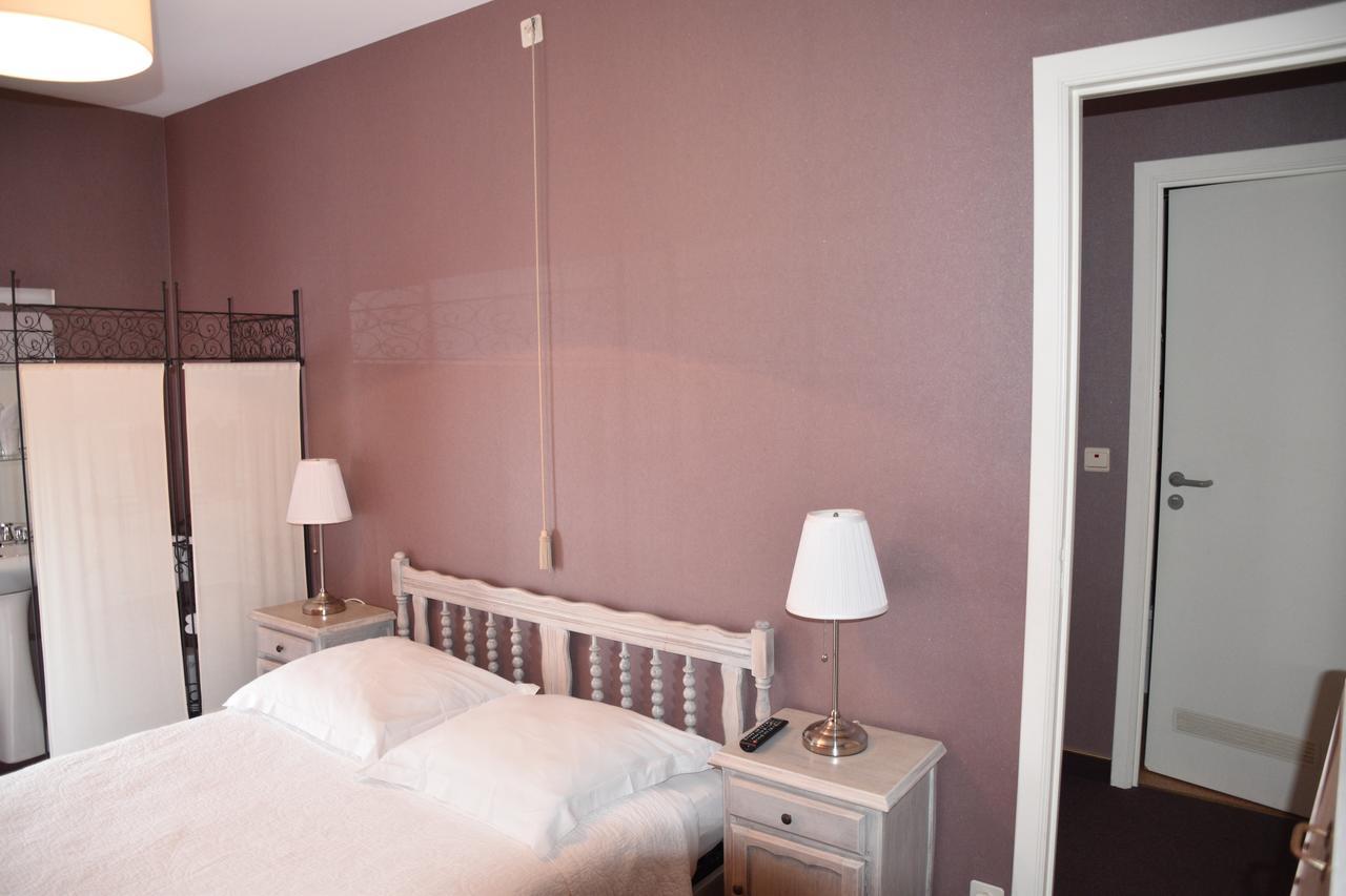 Hotel Le Barbouillon Vencimont Екстериор снимка